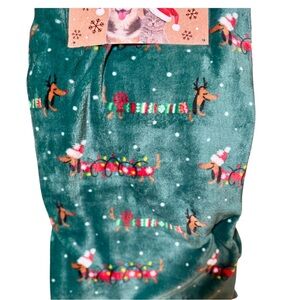 Cuddlove Green Christmas Dachshund Blanket – 90” x 70” Oversized Plush Throw